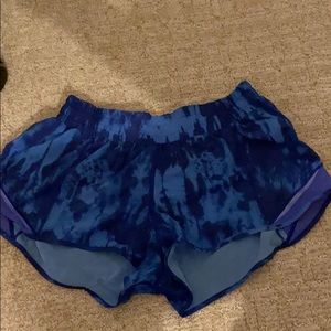 Lululemon Size 8 Hotty Hot Shorts